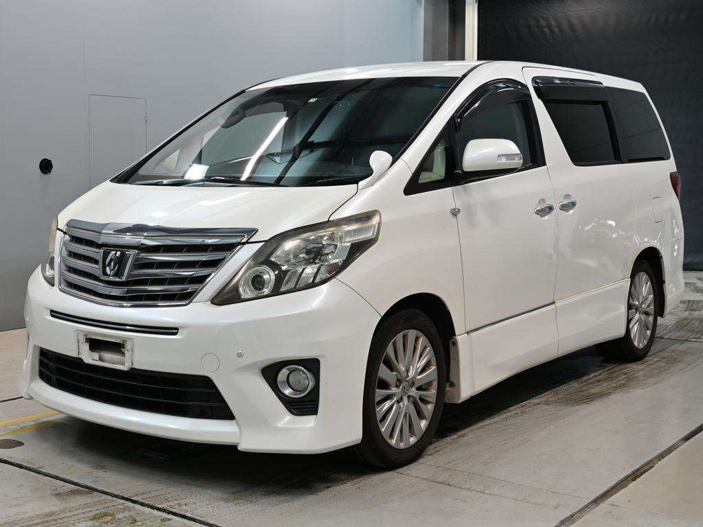 TOYOTA ALPHARD 2013