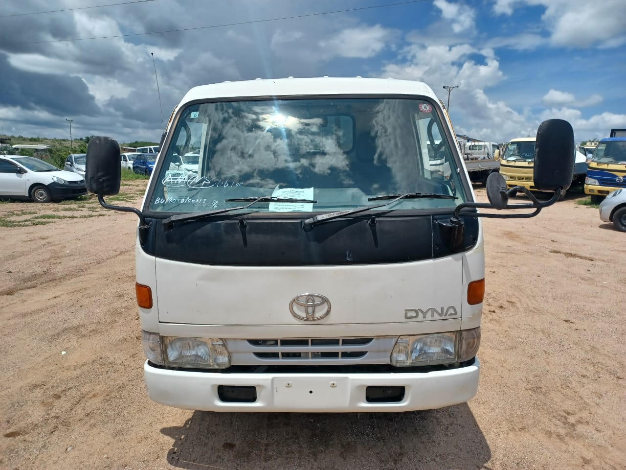 TOYOTA DYNA 1997