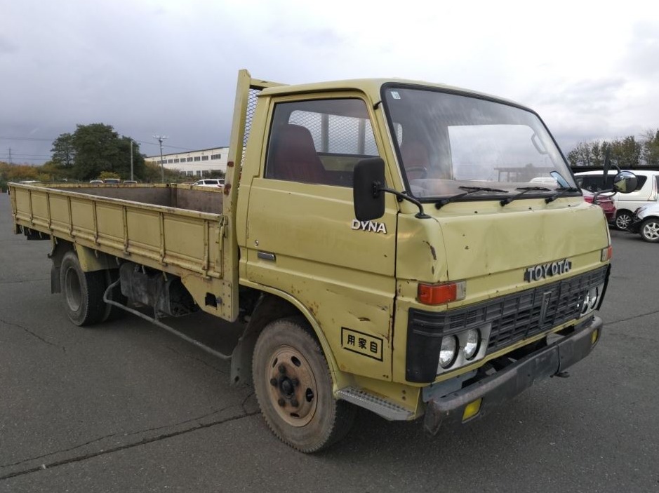 TOYOTA DYNA 2002