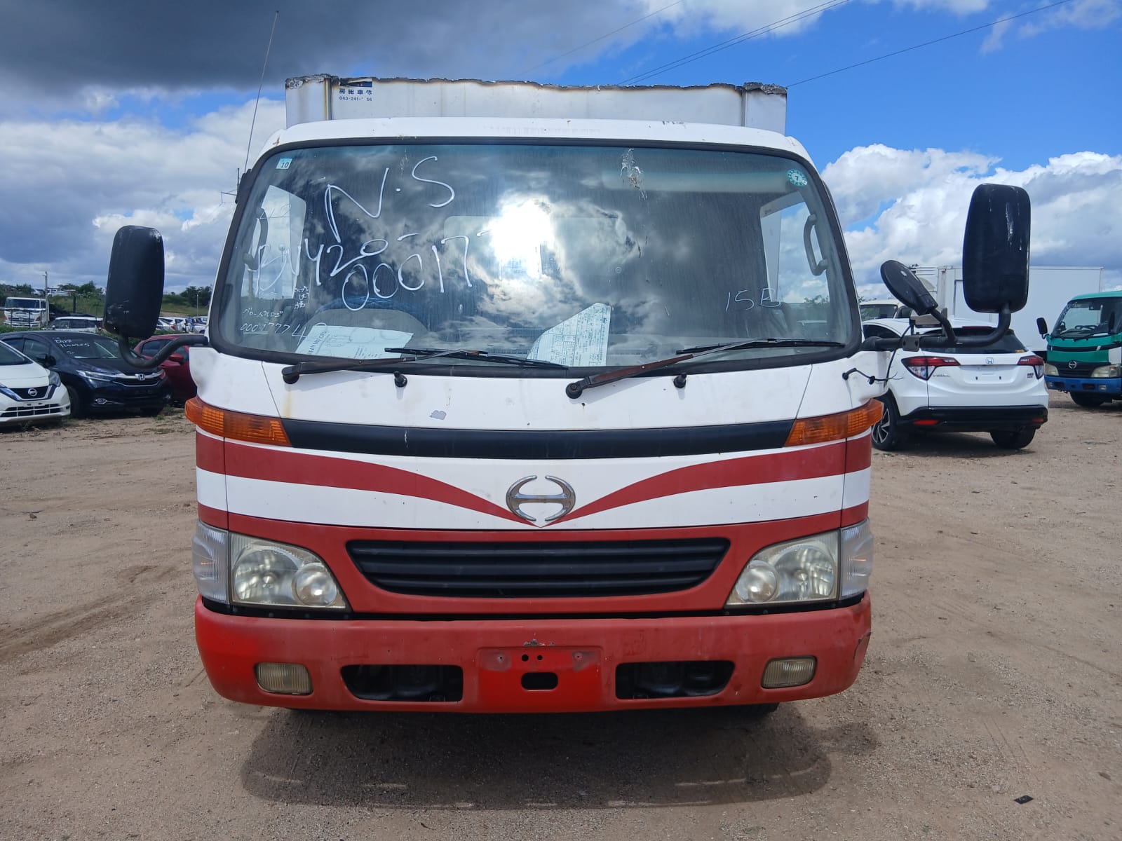 HINO DUTRO 2001