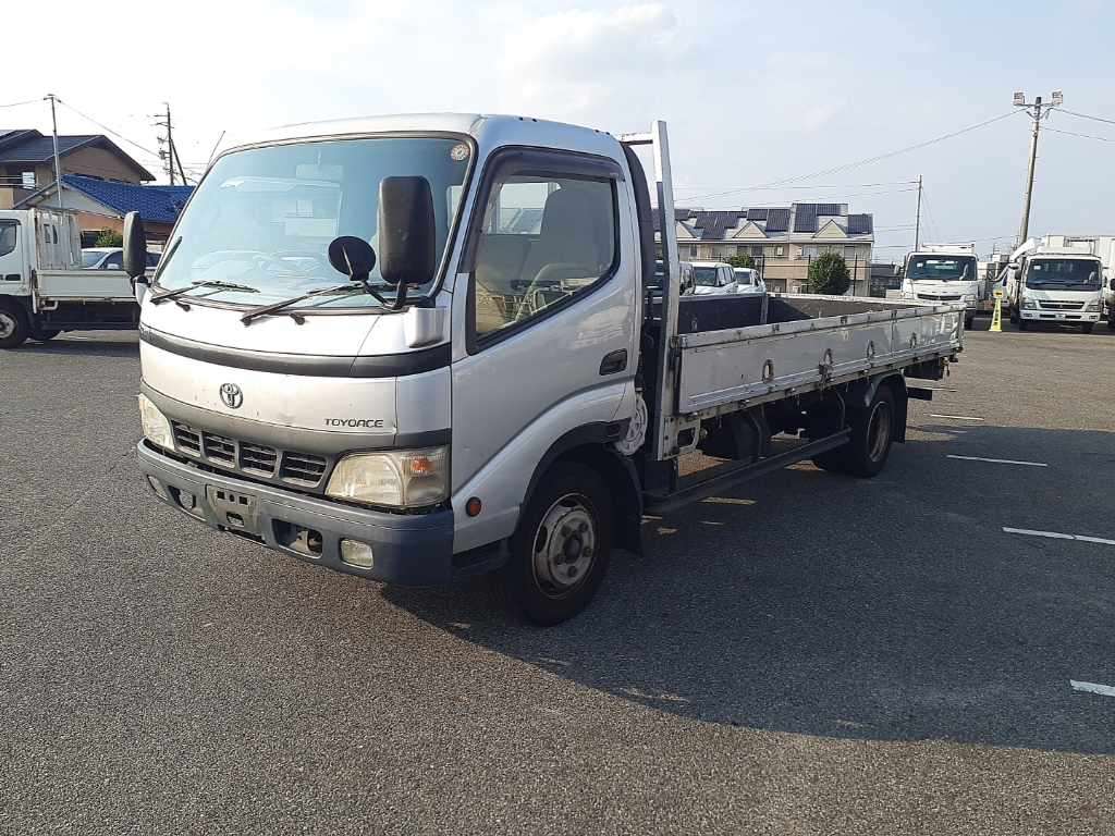 TOYOTA DYNA 2003