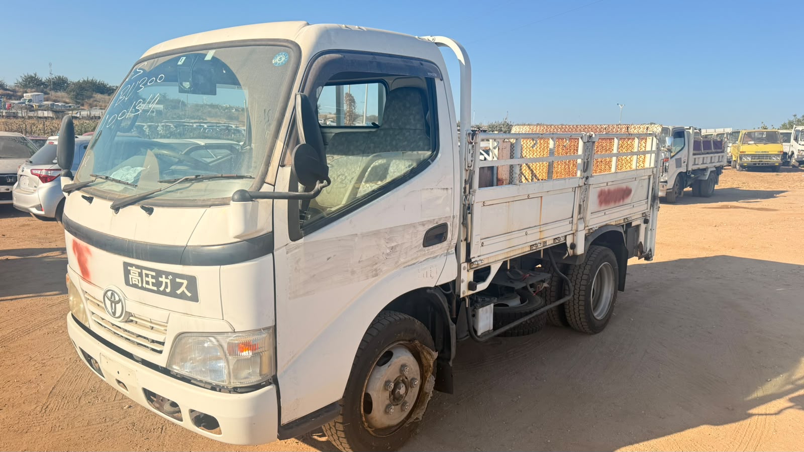 TOYOTA DYNA 2009