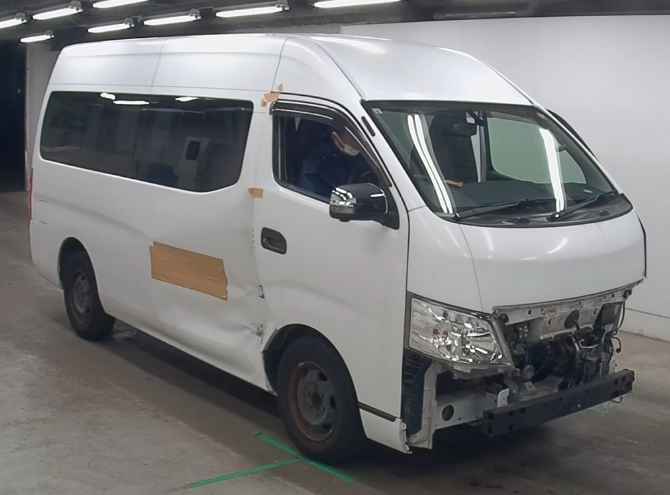NISSAN CARVAN 2018