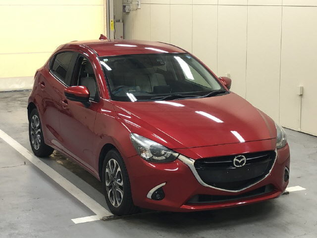 MAZDA DEMIO 2017