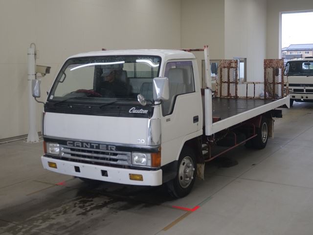 MITSUBISHI CANTER 1987