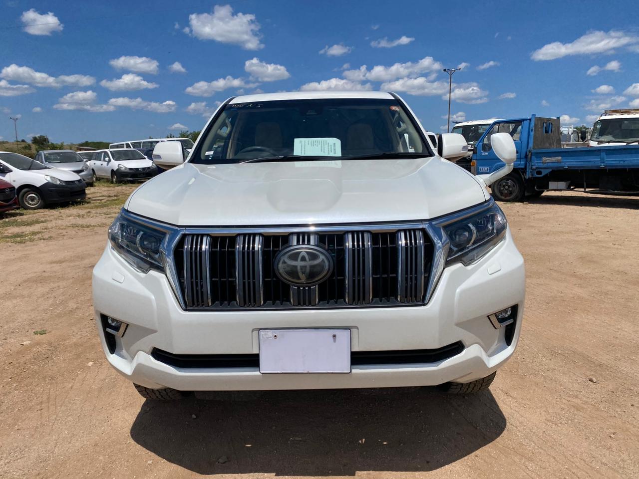 TOYOTA LAND CRUISER 2018