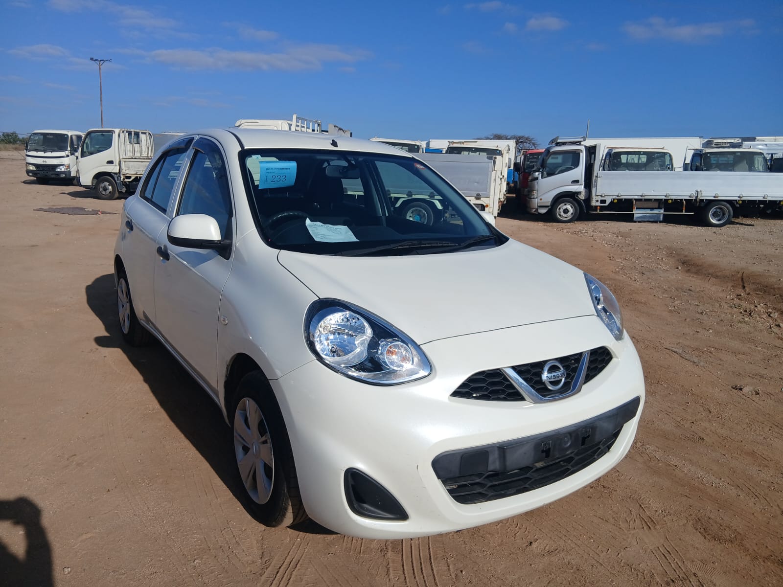 NISSAN MARCH 2016