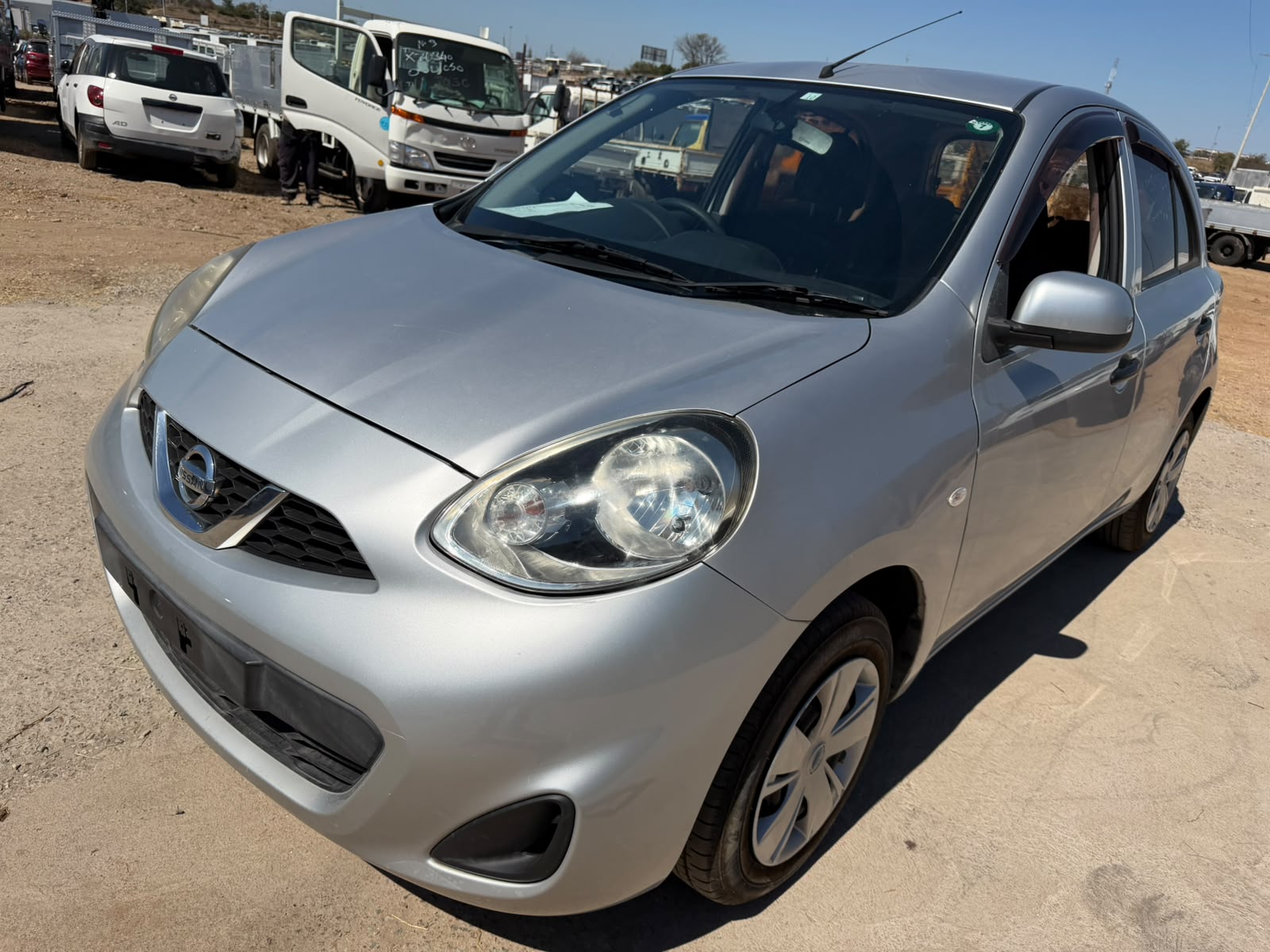 NISSAN MARCH 2018