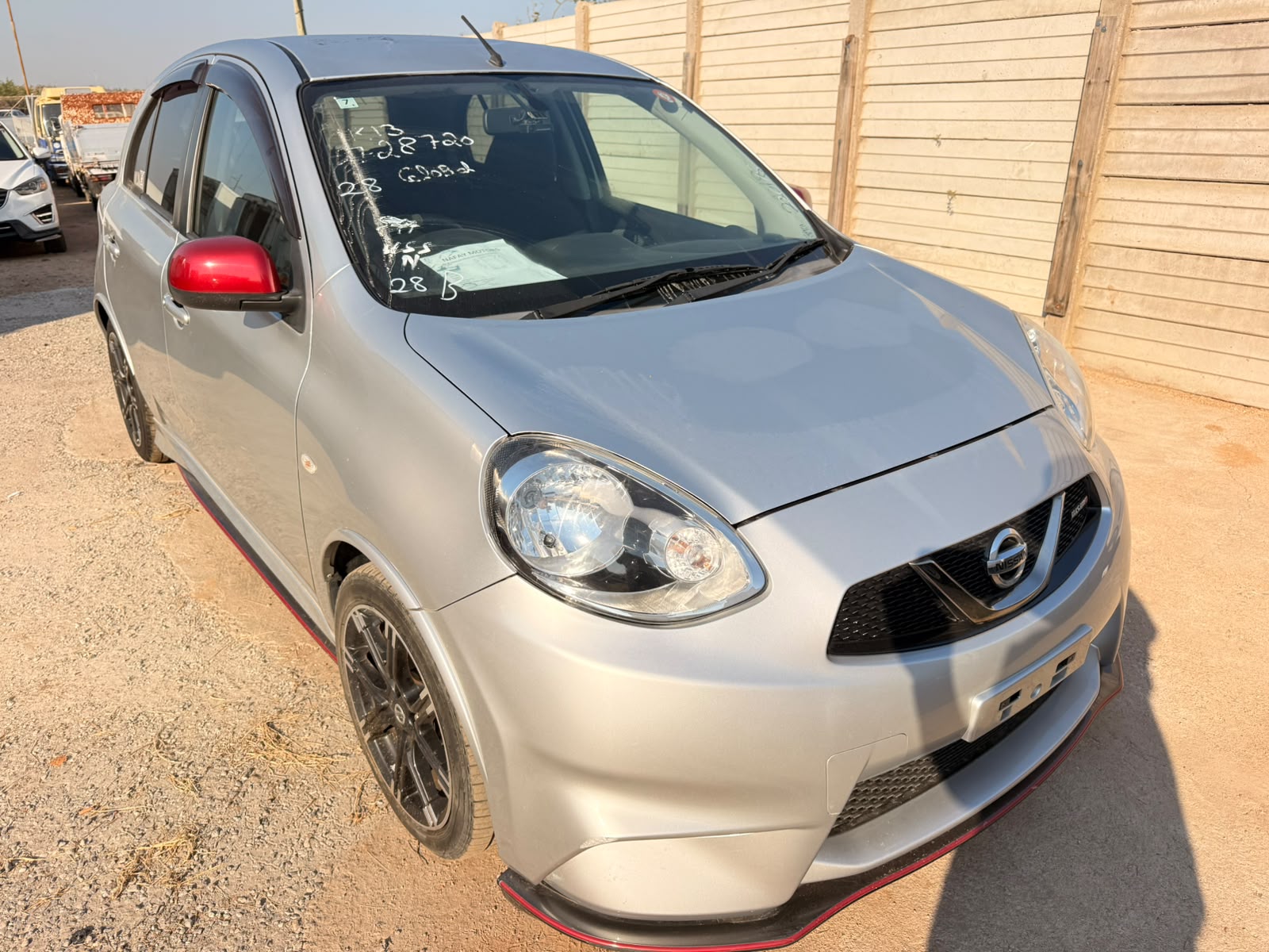 NISSAN MARCH 2018