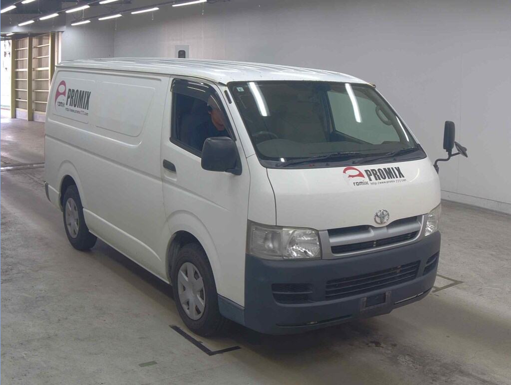 TOYOTA REGIUSACE 2005