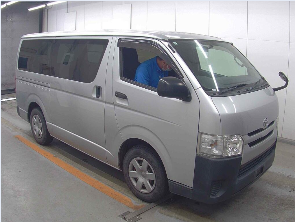 TOYOTA HIACE 2014