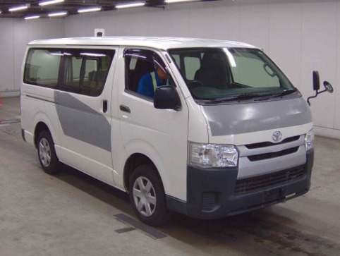 TOYOTA REGIUSACE 2017