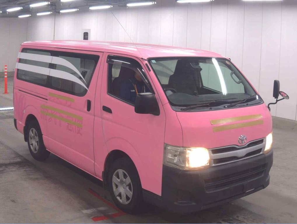 TOYOTA REGIUSACE 2011
