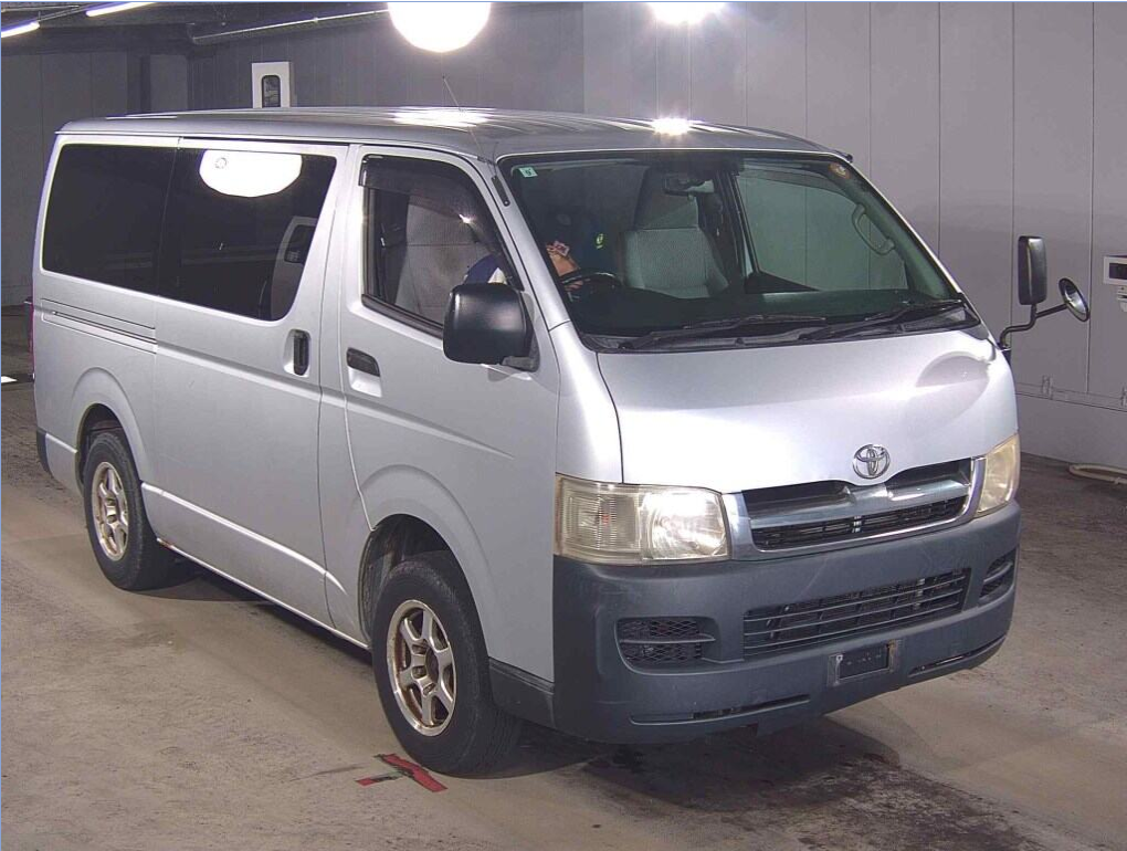 TOYOTA HIACE 2004