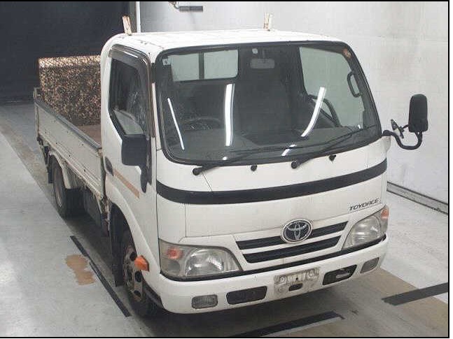 TOYOTA TOYOACE 2011