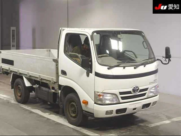 TOYOTA DYNA 2009