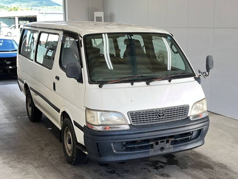 TOYOTA HIACE 1999