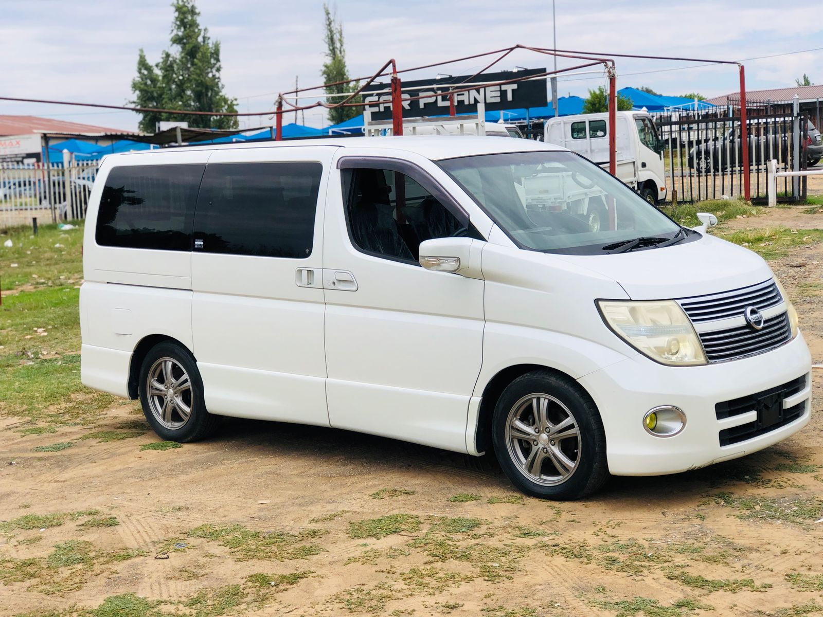 NISSAN  ELGRAND 2008