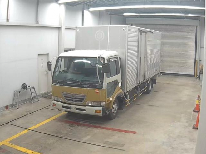NISSAN CONDOR 2003