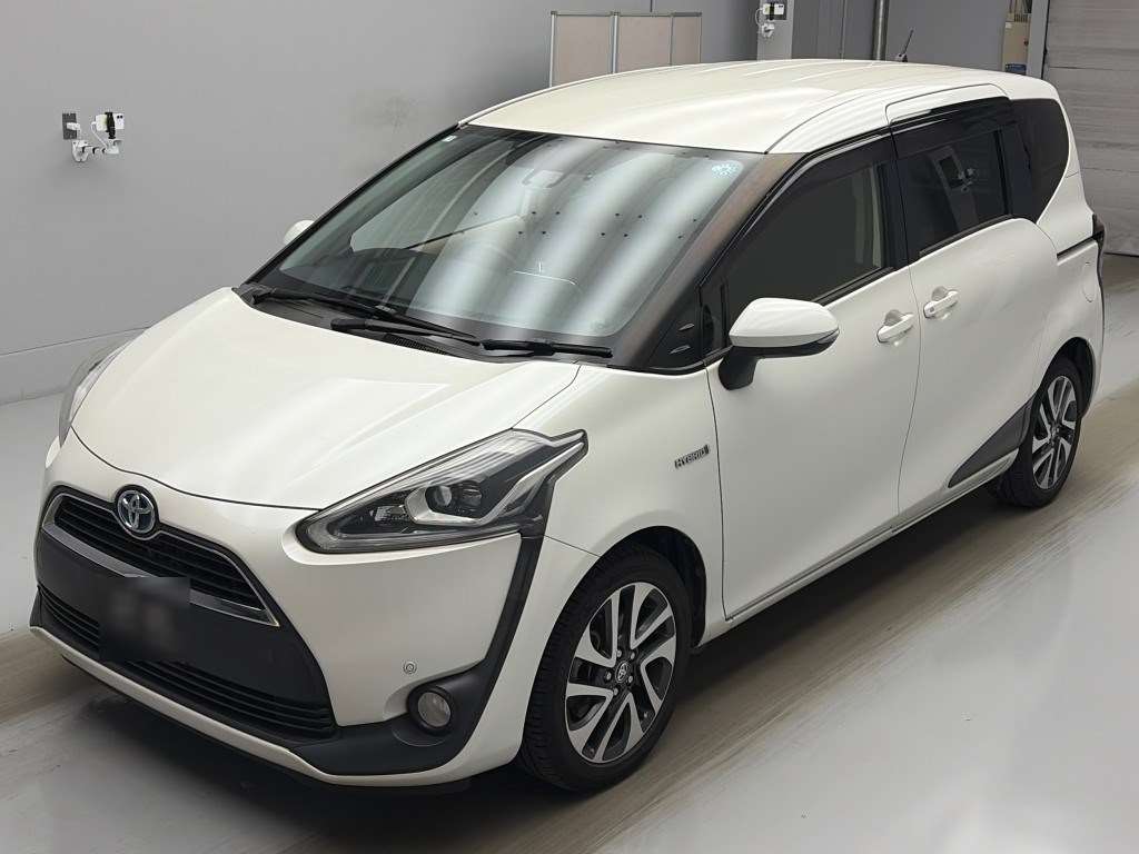 TOYOTA SIENTA 2017
