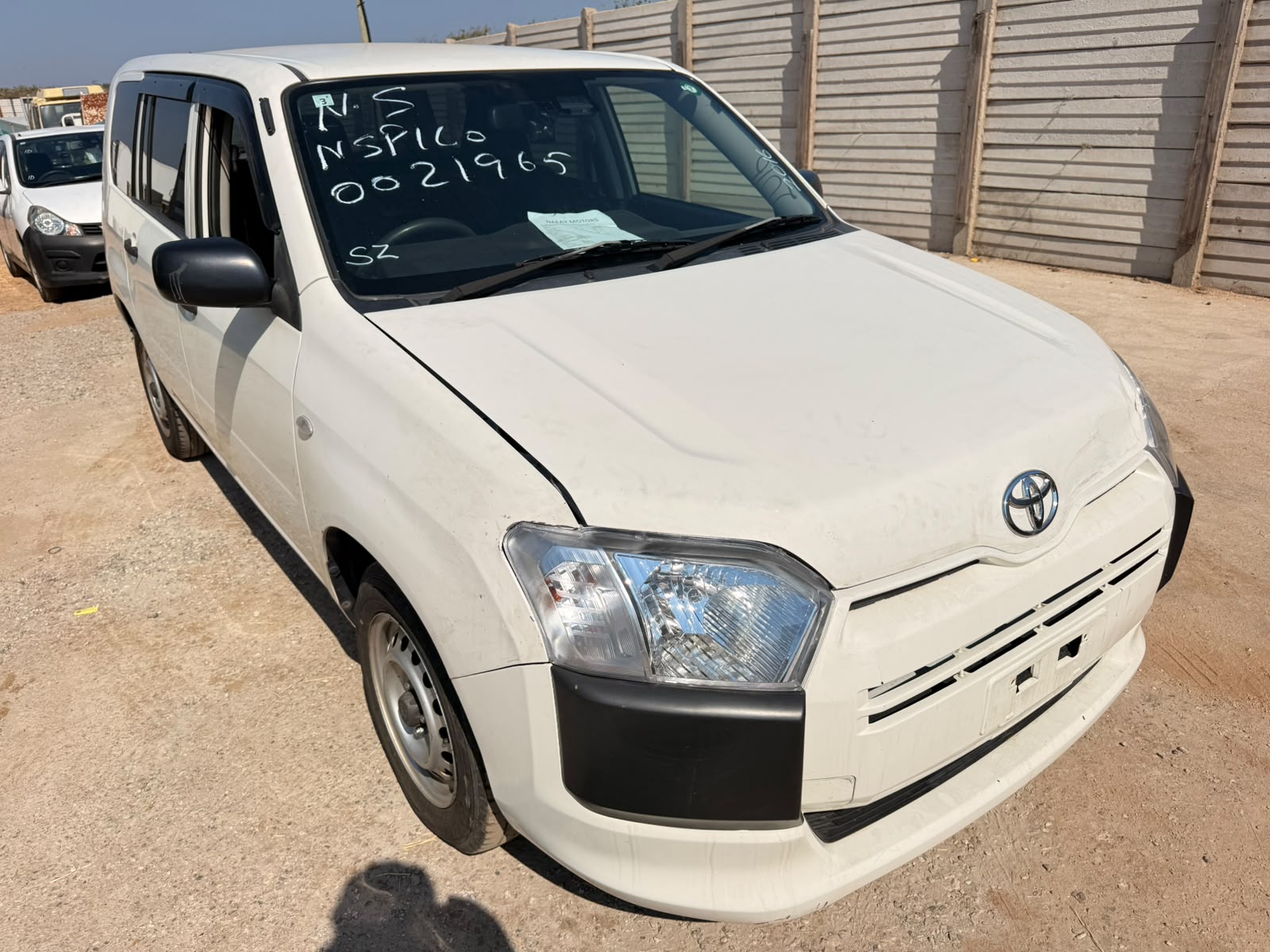 TOYOTA PROBOX 2016