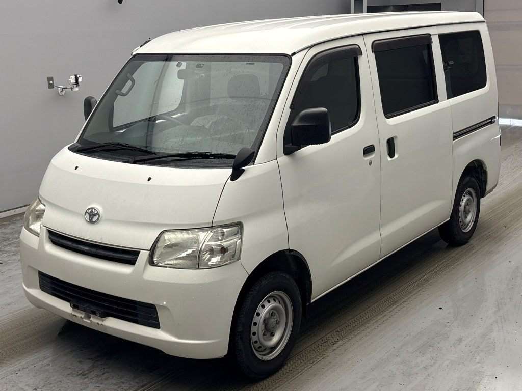 TOYOTA TOWNCE 2017
