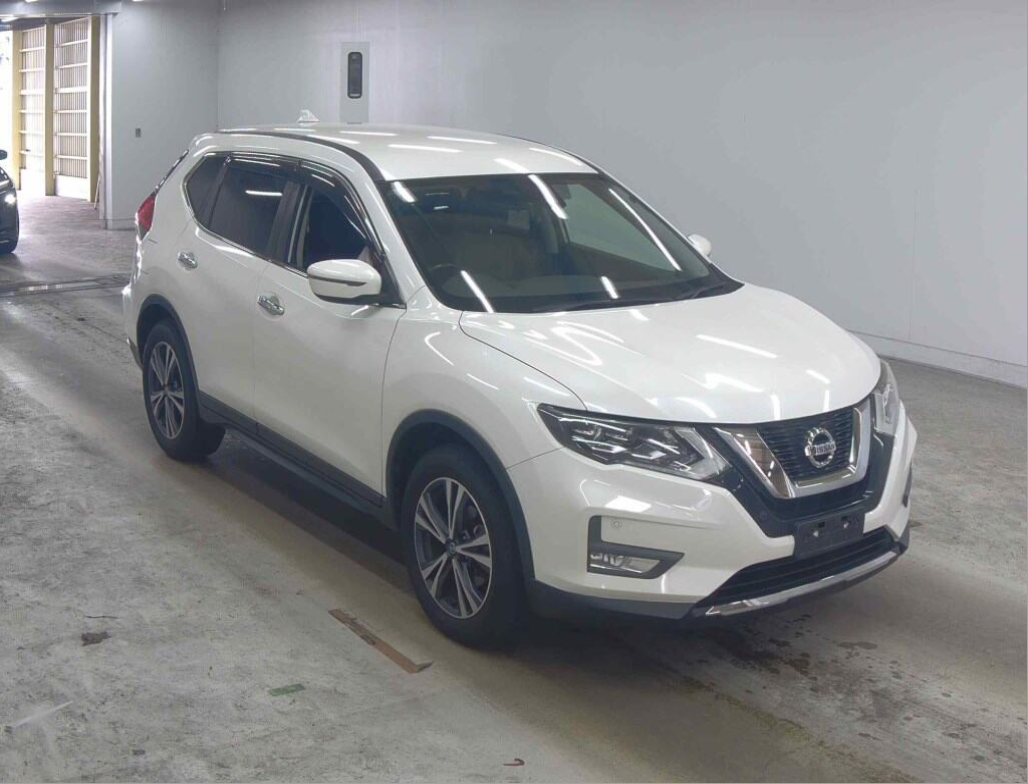 NISSAN X-TRAIL 2018