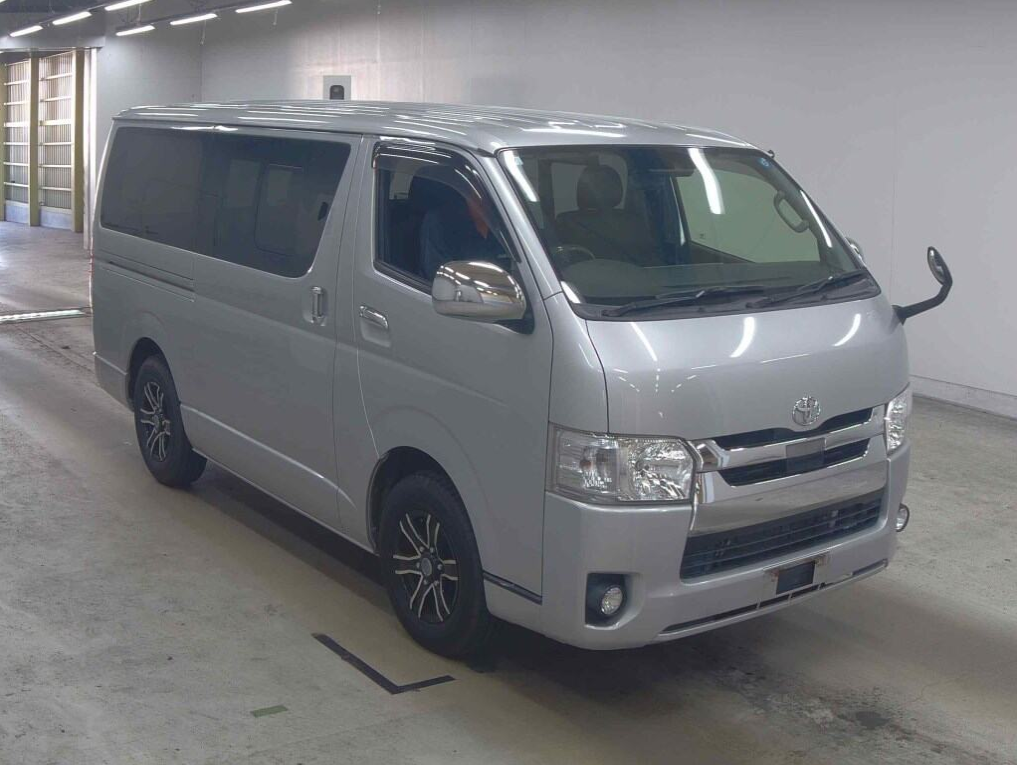 TOYOTA REGIUSACE 2018