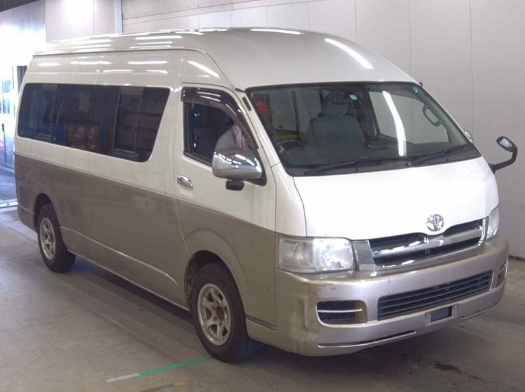 TOYOTA HIACE 2006