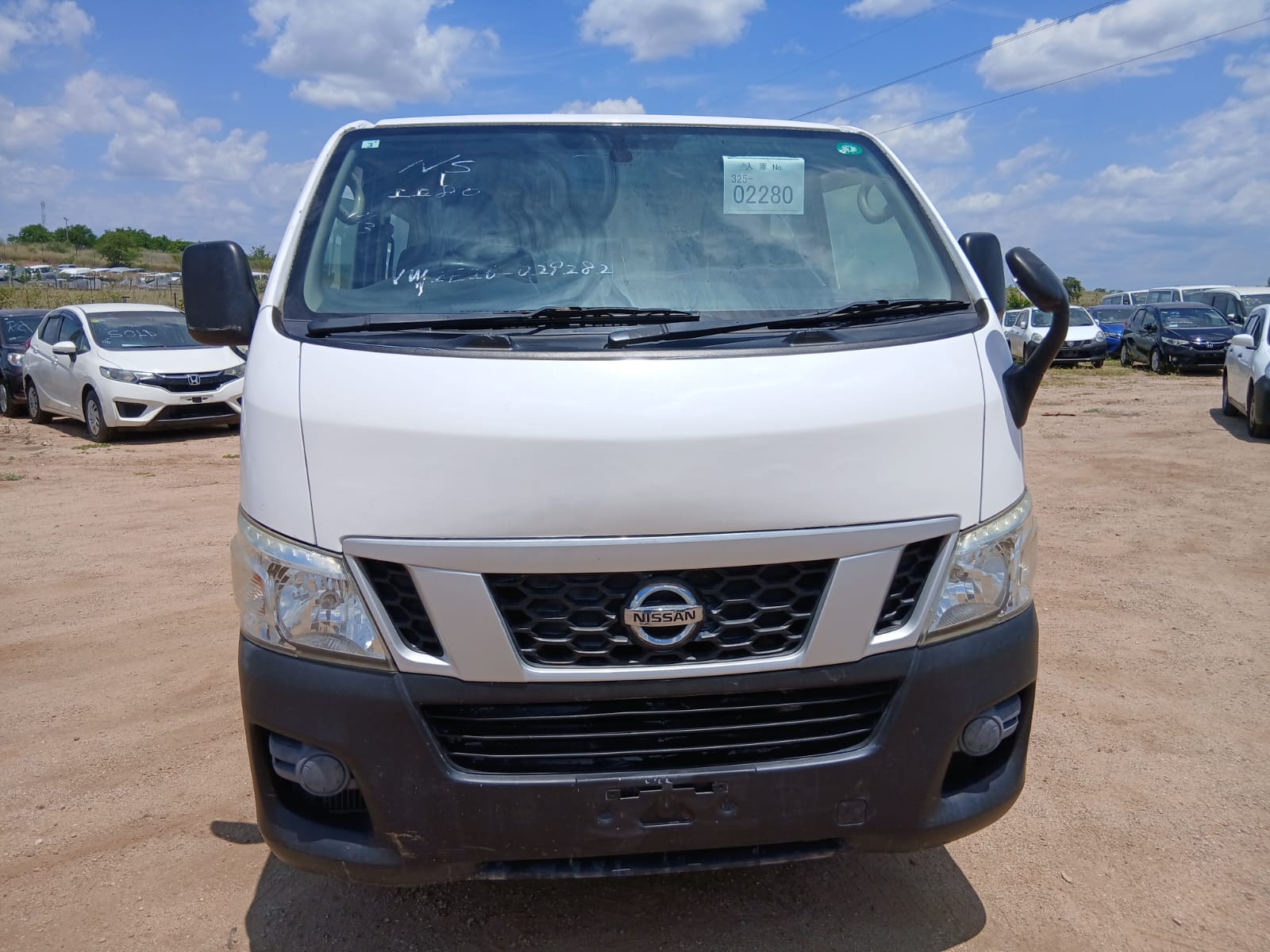 NISSAN CARVAN 2016