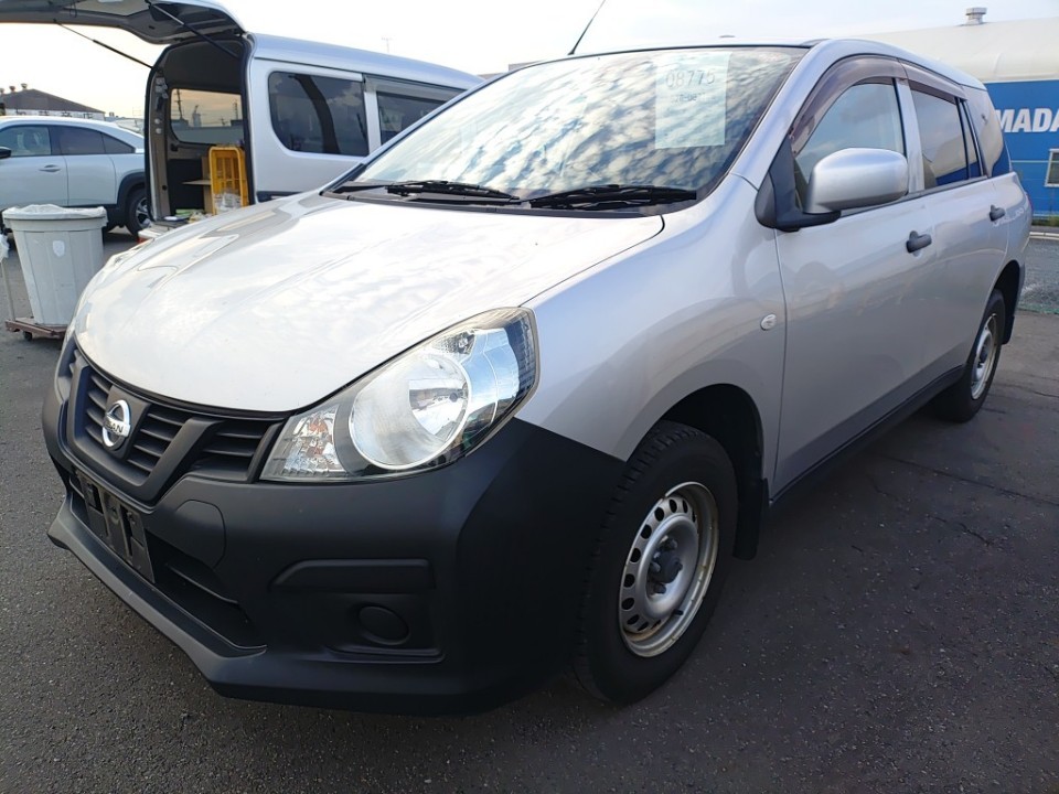 NISSAN AD VAN 2017