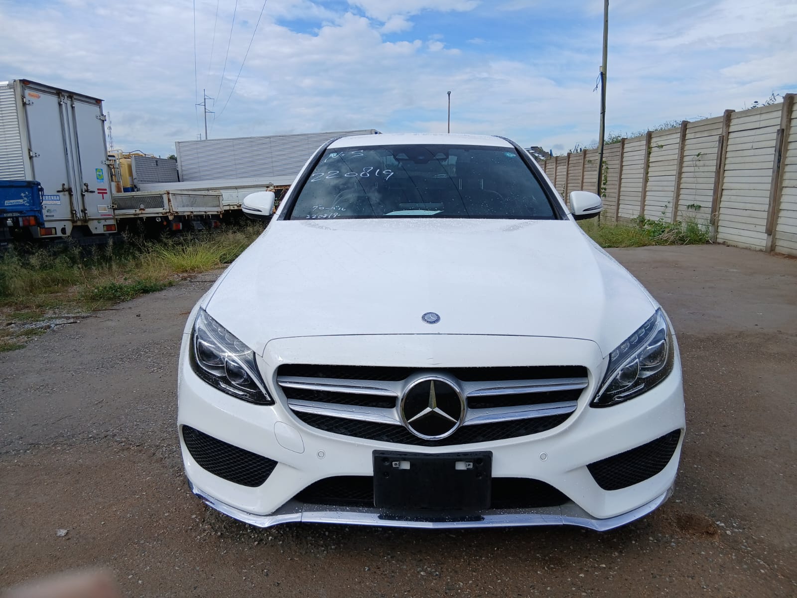 MERCEDES-BENZ C200 2016