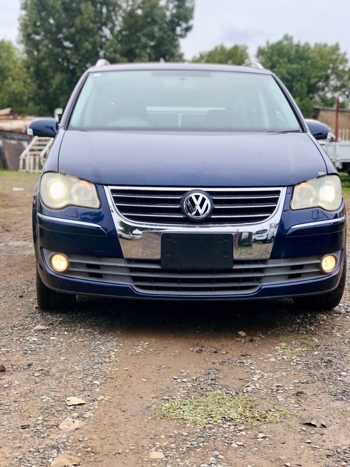 VOLKSWAGEN TOURAN 2002