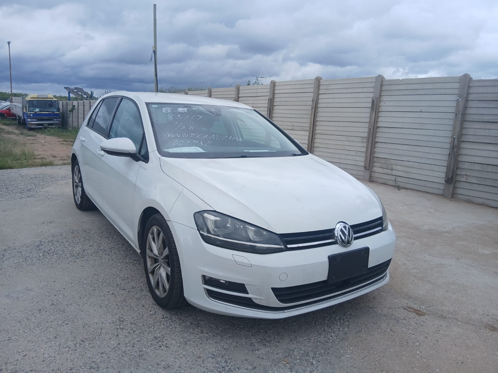 VOLKSWAGEN GOLF 2017