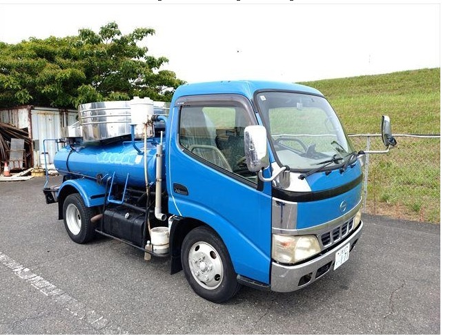 HINO DUTRO 2004