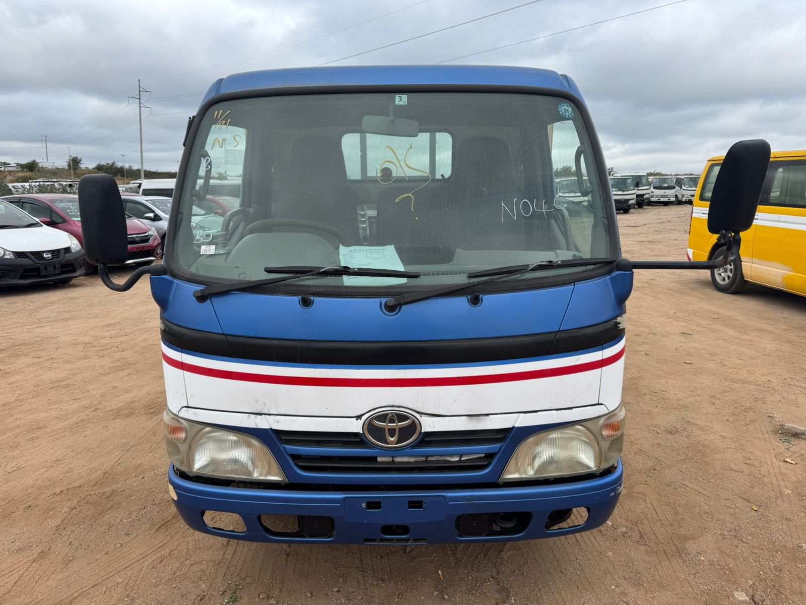 TOYOTA DYNA 2009