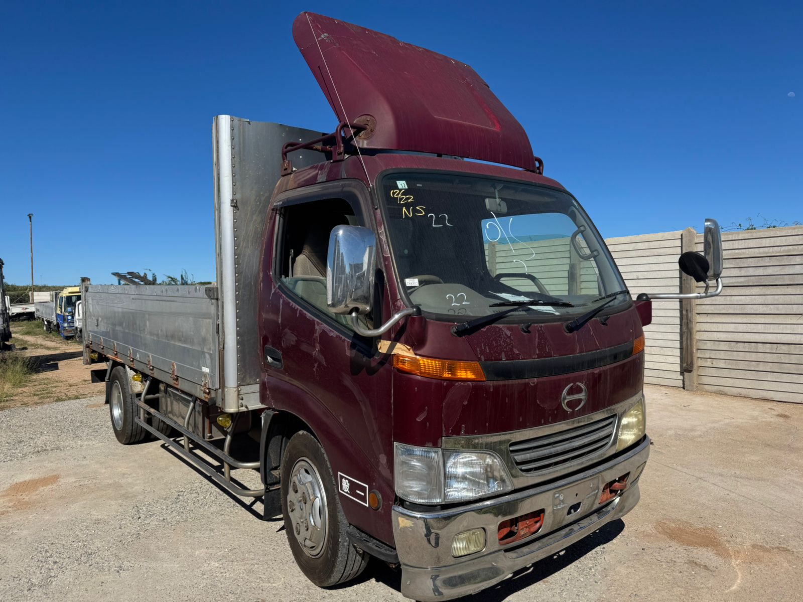 HINO DUTRO 1999