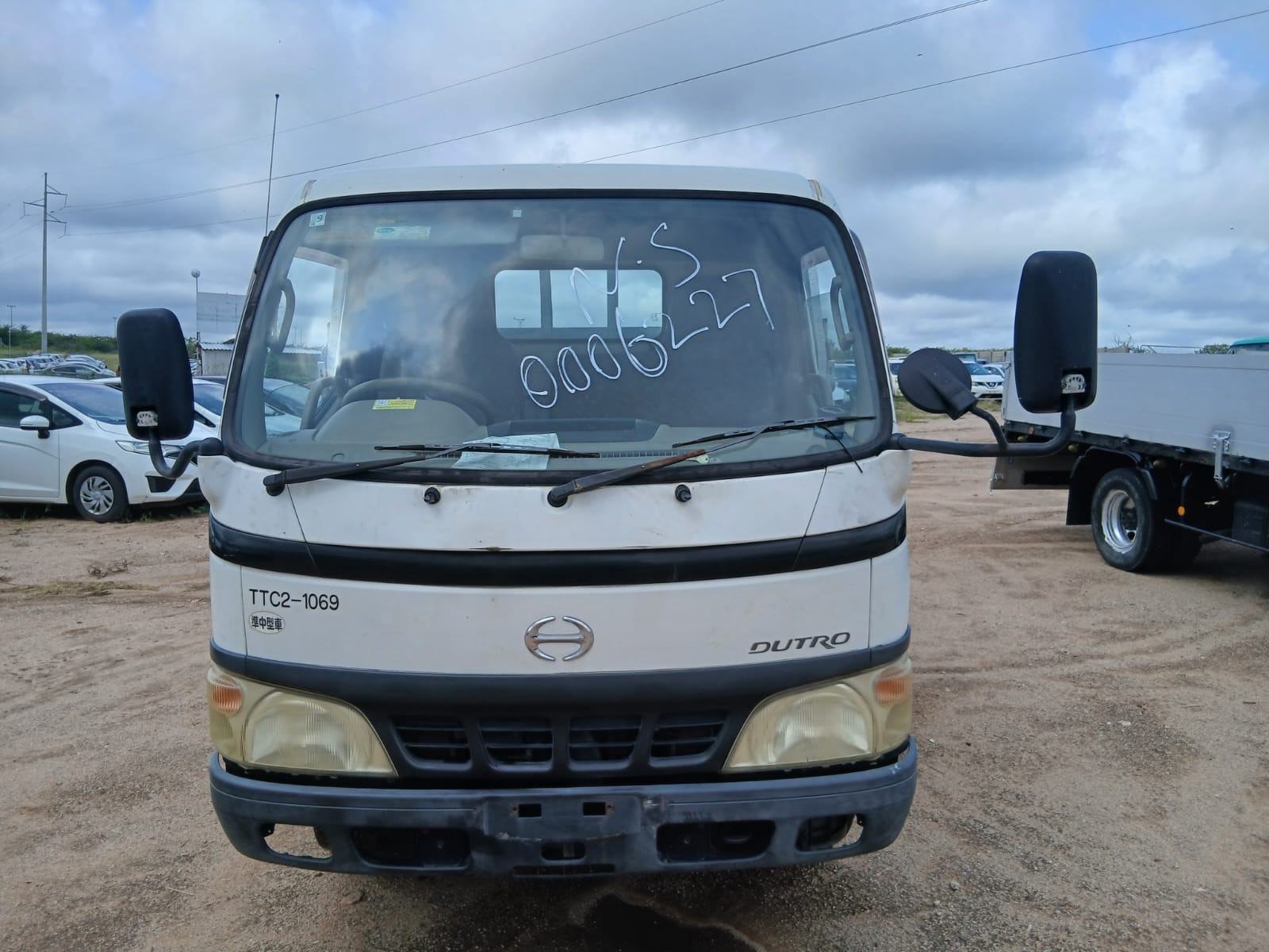 HINO DUTRO 2005