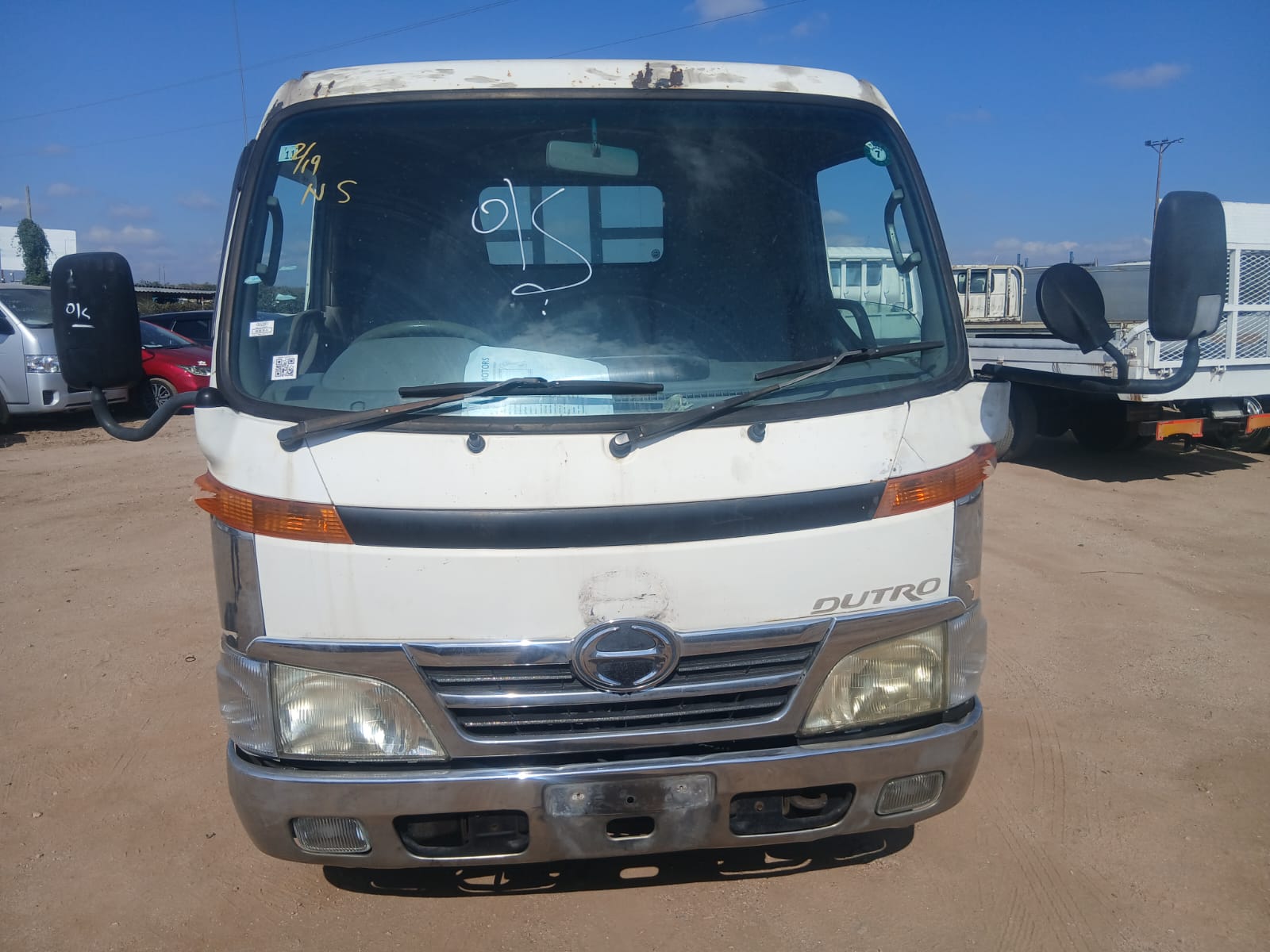 HINO DUTRO 2000