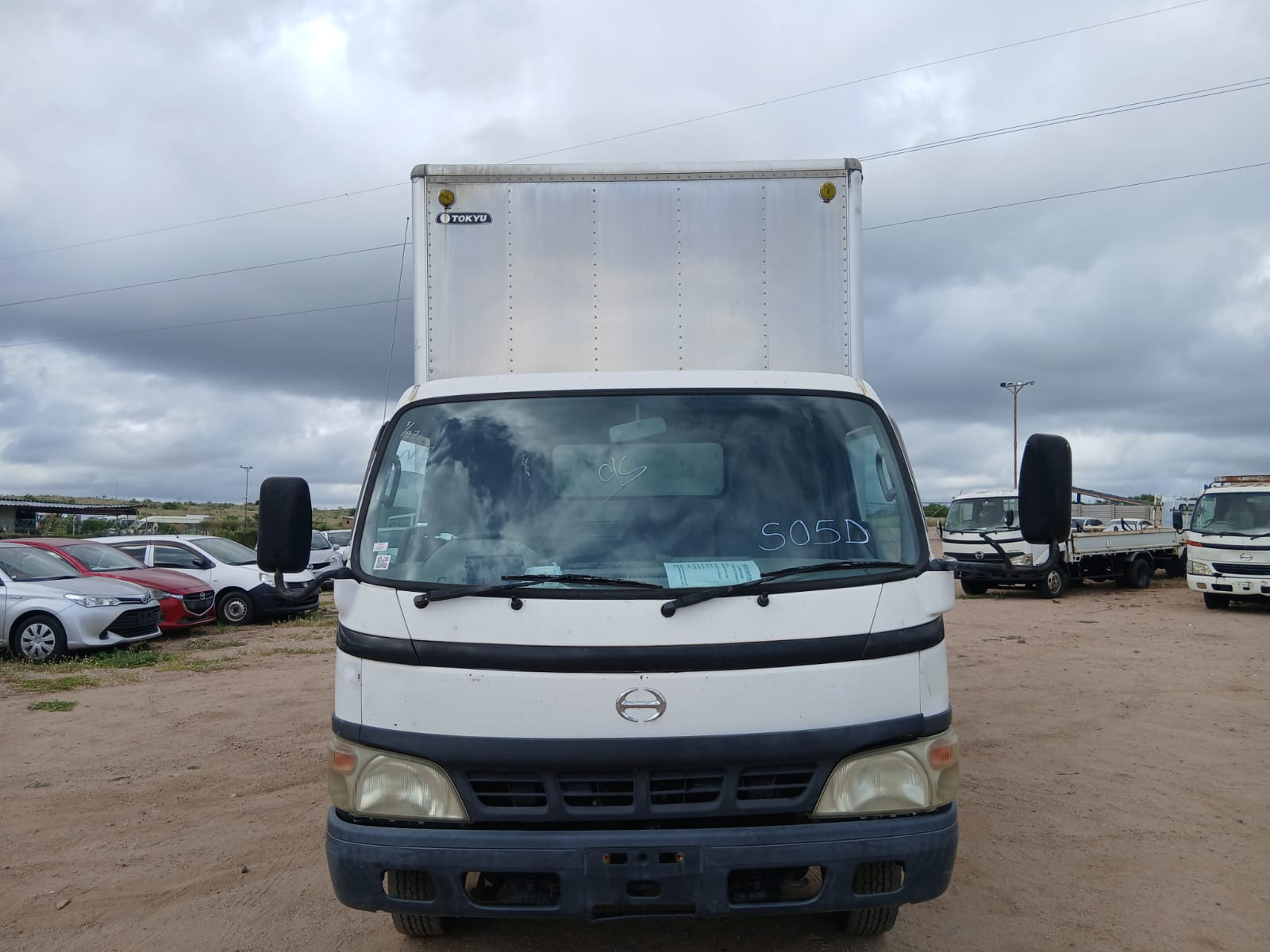 HINO DUTRO 2006