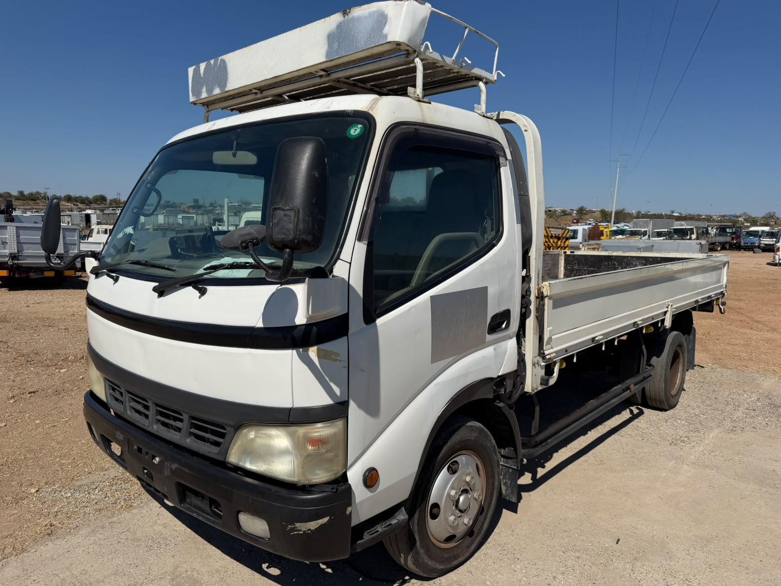 TOYOTA DYNA 2002