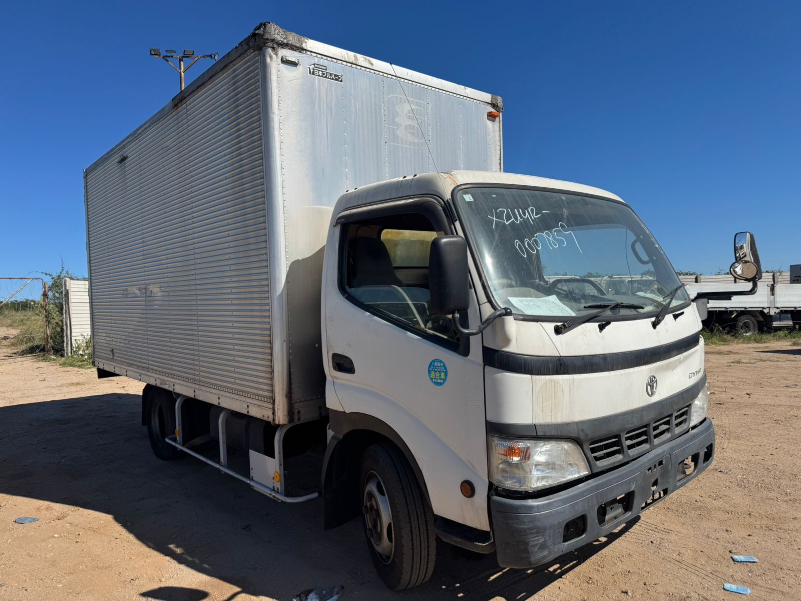 TOYOTA DYNA 2003