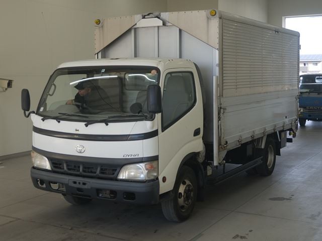 HINO DUTRO 2004