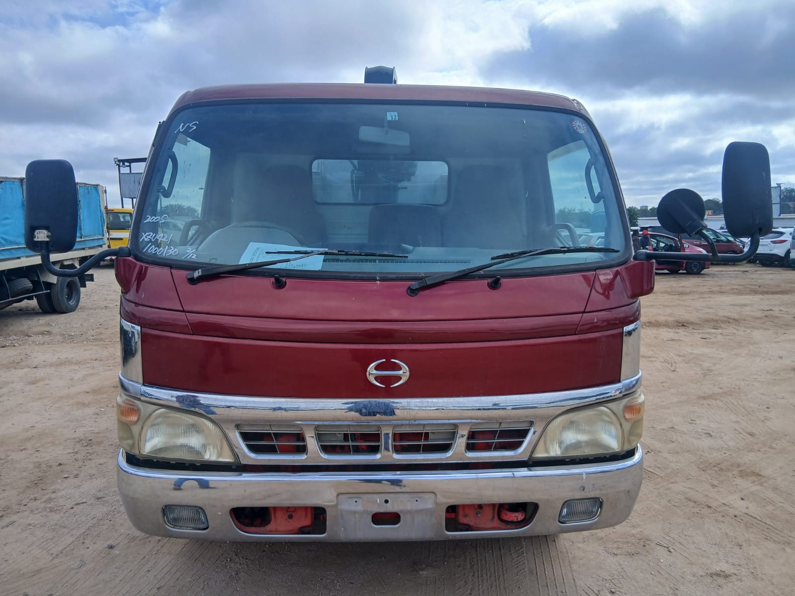 HINO DUTRO 2005